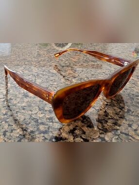 Raen Kimma oso brown Tortoise authentic designer sunglasses 52-21-145 handmade